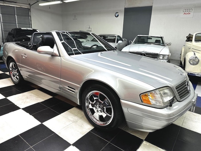 1999 Mercedes-Benz SL500