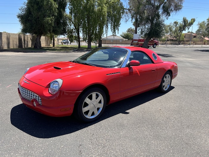 2002 Ford Thunderbird