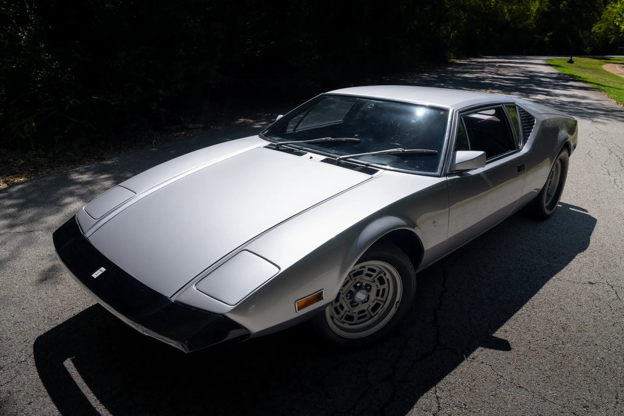 1973 DeTomaso Pantera