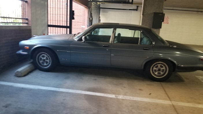 1986 Jaguar XJ6