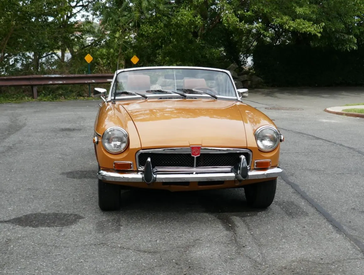 1974 MG B