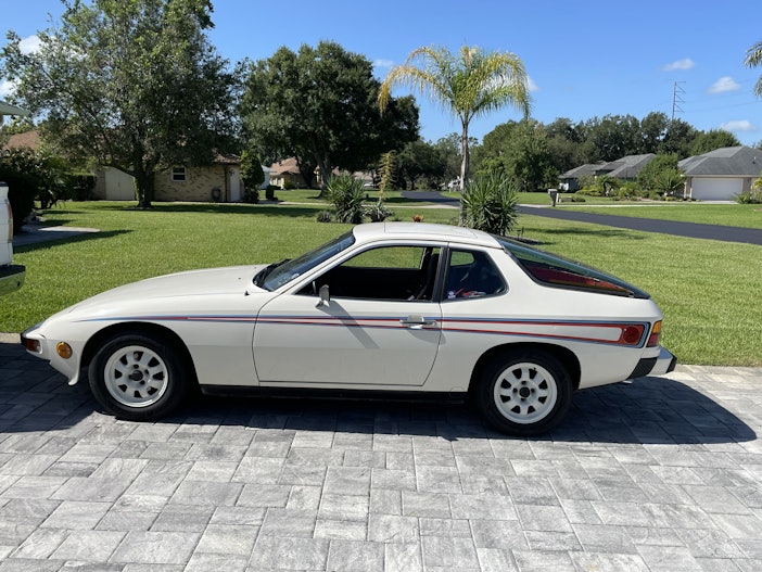 1977 Porsche 924 Martini Edition
