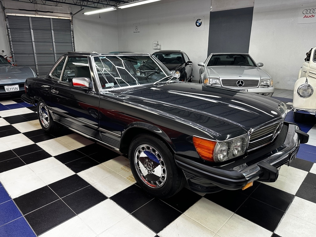 1986 Mercedes-Benz 560SL