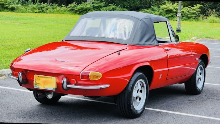 1967 Alfa Romeo Giulia Duetto Spider